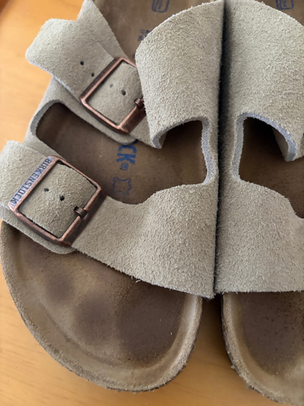 Birkenstock Arizona Suede Soft Footbed Sandals. 38. - Picture 5 of 10